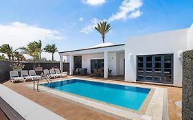 Villas Mamma Mia Pool Heat Private & Jacuzzi